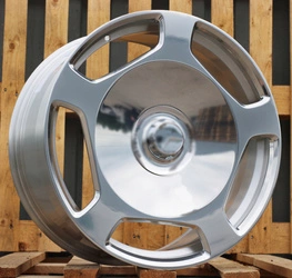 Alufelgen für Mercedes 21" 5X112 10 ET43 66.6