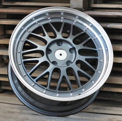 Алуминиеви Джанти Racing Line 18" 5X120 8 ET35 72.6