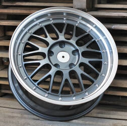 Alufelgen Racing Line 18" 5X120 9 ET35 72.6